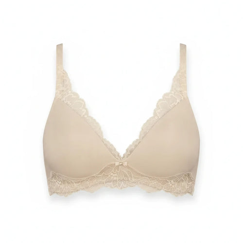 Bramanta Triumph Amourette Charm voorgevormde bh in ivoor met elegant kanten detail en strikje