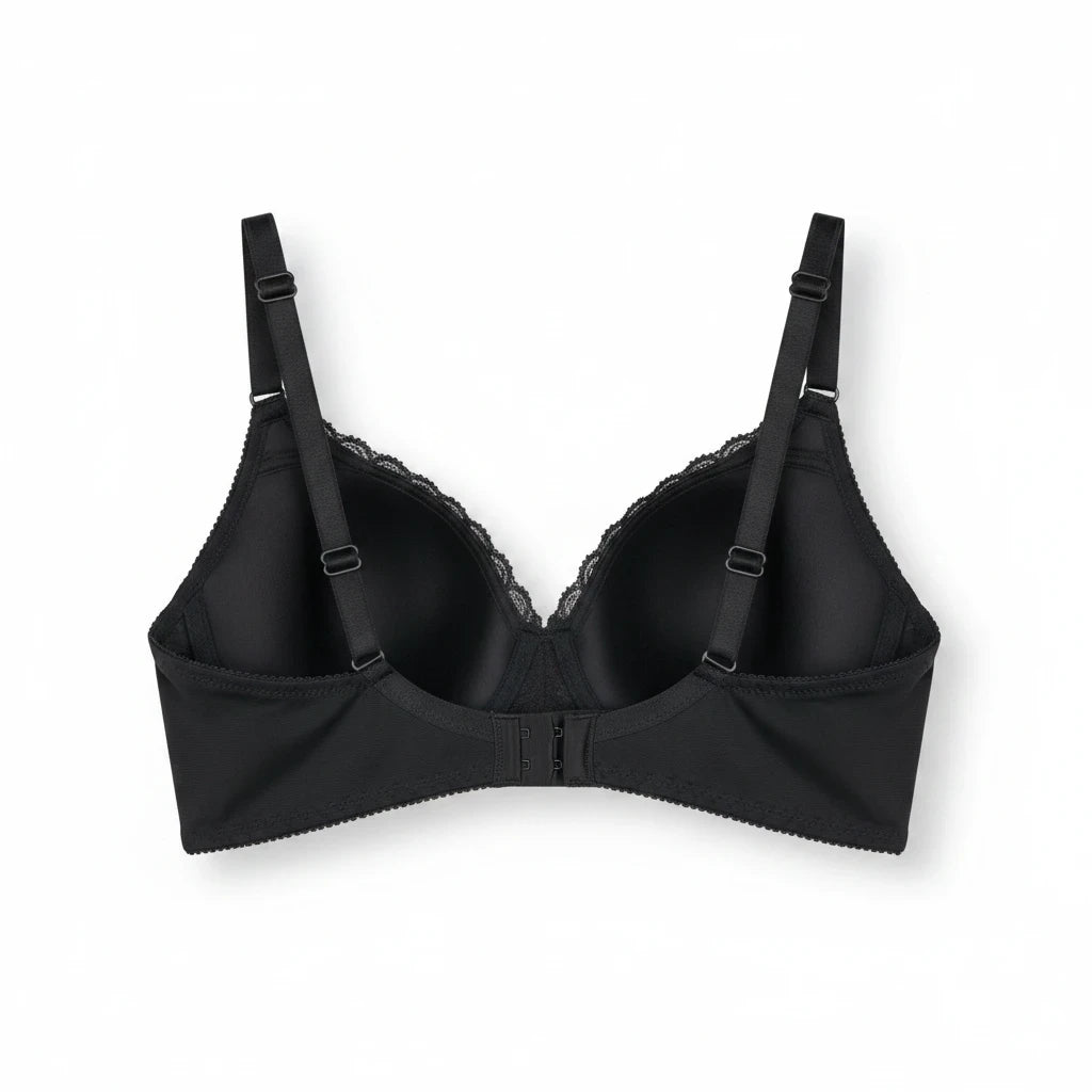 Bramanta Triumph Formfit zwarte bh zonder beugel met zachte cups en verstelbare schouderbandjes, achterkant