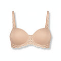 Bramanta Triumph Modern Finesse voorgevormde bh in nude met verfijnde kanten details op de cups en schouderbandjes