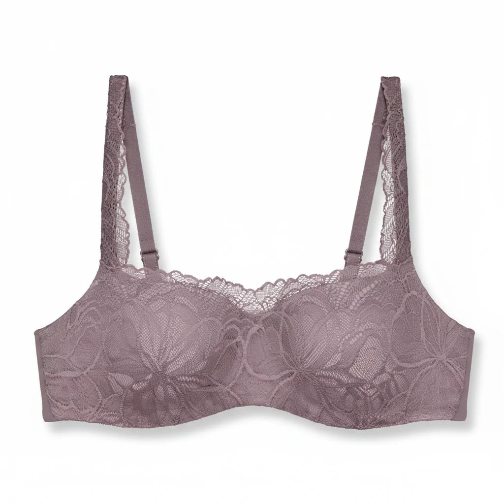 Bramanta Triumph Body Make-Up Illusion Lace balconette-bh in taupe met verfijnd kant en verstelbare schouderbandjes.
