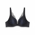Bramanta Triumph Body Make-Up Illusion Lace voorgevormde bh in zwart met verfijnde kanten details